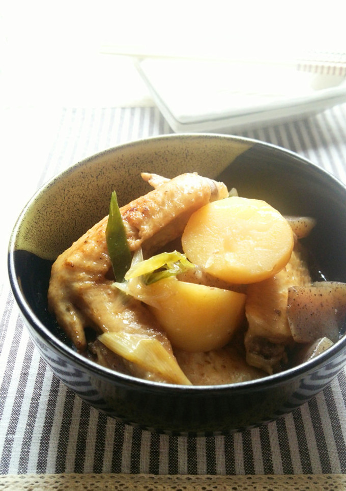 手羽先とじゃがいもの中華風煮物-レシピのメイン写真