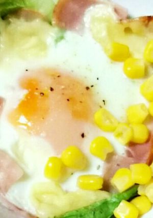 コーンと☆レタス ハムの巣ごもり卵♡-レシピのメイン写真