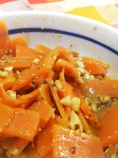レンジで!人参とナッツの粒マスタード和え-レシピのメイン写真