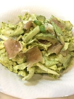 簡単☆生ハムとアボカドの濃厚バジルサラダ-レシピのメイン写真