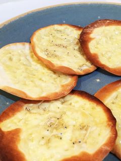 超簡単!餃子の皮でおじゃこピザ-レシピのメイン写真