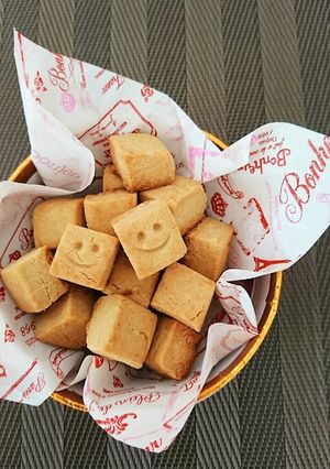 簡単☆米粉と豆腐の厚焼ききな粉クッキー。-レシピのメイン写真