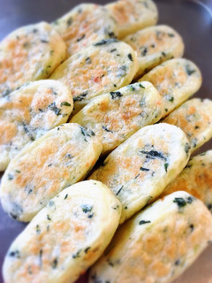 鮭と小松菜のポテトおやき★離乳食後期★-レシピのメイン写真
