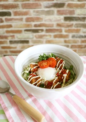冷凍食品活用で簡単★温たまから揚げ丼-レシピのメイン写真