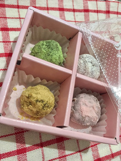 簡単!バレンタインかすてらトリュフチョコ-レシピのメイン写真