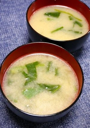 ヘルシー！ほうれん草の味噌汁(チーズ)-レシピのメイン写真
