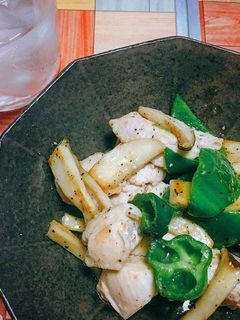 簡単 おつまみに 鶏胸肉のペッパー炒め-レシピのメイン写真