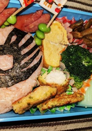 簡単キャラ弁☆キュウレンジャーシシレッド-レシピのメイン写真