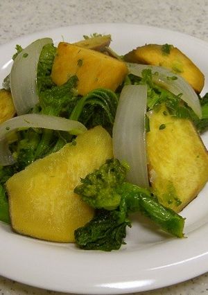 菜の花とさつまいもの炒め蒸し-レシピのメイン写真