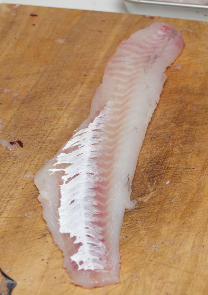 魚の皮の剥がし方＊応用可＊-レシピのメイン写真
