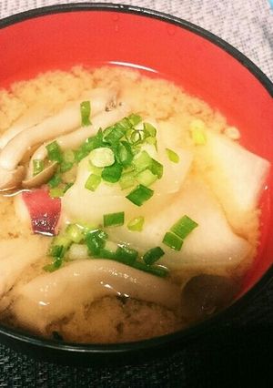 たこの出汁が効いた田舎・男くさい味噌汁-レシピのメイン写真