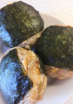 鶏胸肉ゴボウ油揚げ味ご飯☆おにぎり-レシピのメイン写真