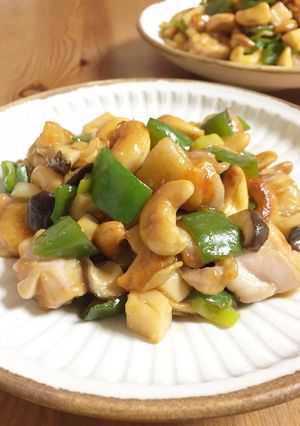 カシューナッツと鶏肉の炒め物〈腰果肉丁〉-レシピのメイン写真