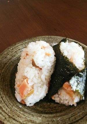 焼き鮭と梅干しの炊き込みご飯-レシピのメイン写真