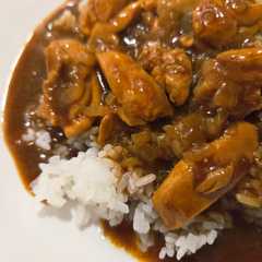 รูปของ わが家の定番チキンカレー！