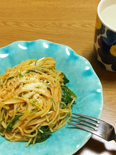 切ったら煮るだけ『水菜とトマトのパスタ』-レシピのメイン写真