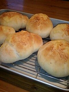 トリプルチーズパン(生地作りはHB)-レシピのメイン写真