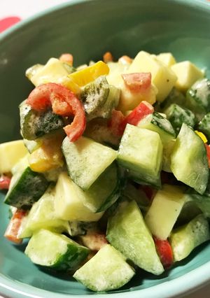 彩り野菜とチーズのサラダ-レシピのメイン写真