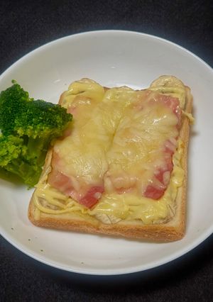 バナナとベーコンのとろけるチーズトースト-レシピのメイン写真