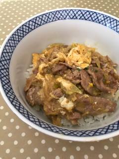 豚たま丼。甘辛あんかけでお弁当にも。-レシピのメイン写真