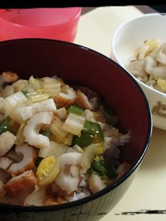 お昼ご飯に☆ちくわと白菜の煮込み丼-レシピのメイン写真