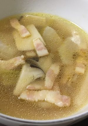 カブとベーコンのスープ-レシピのメイン写真