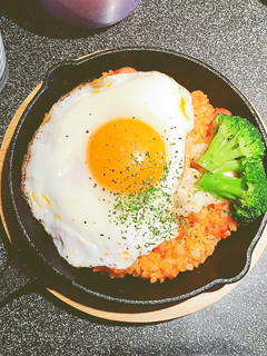 簡単♪めだまやきチーズオムライス-レシピのメイン写真