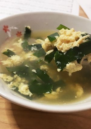ニラと卵のコンソメスープ 簡単-レシピのメイン写真
