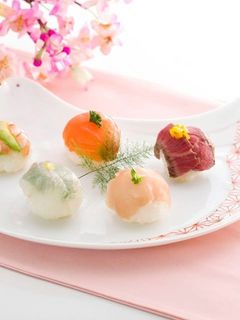 お雛様を祝う「手まり寿司」-レシピのメイン写真
