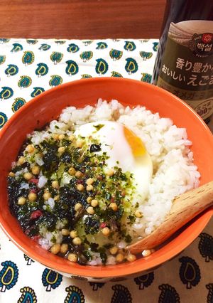 えごま油で香り豊かな温玉朝茶漬け♪♪-レシピのメイン写真