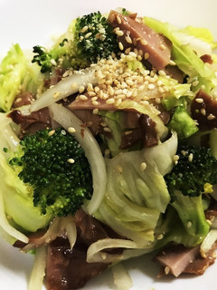 焼豚・玉ねぎ・キャベツの簡単あえ☆-レシピのメイン写真