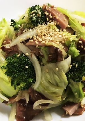 焼豚・玉ねぎ・キャベツの簡単あえ☆-レシピのメイン写真