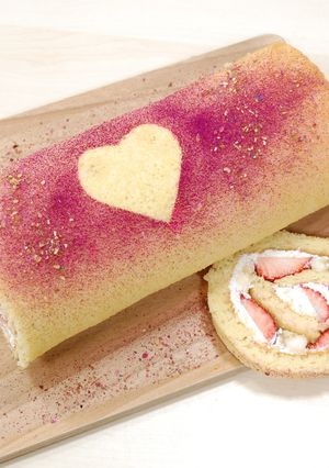 フルーツロールケーキ・クプアスクリーム-レシピのメイン写真
