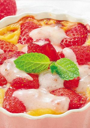 いちご焼きプリン-レシピのメイン写真