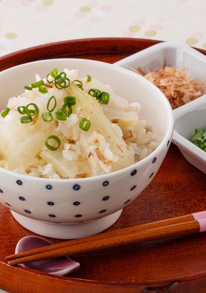 丸ごと新たまねぎ☆和風炊きこみごはん-レシピのメイン写真