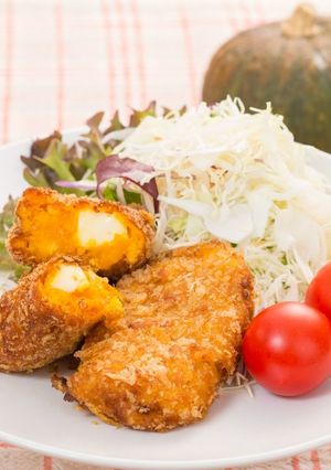 かぼちゃ煮物コロッケ（チーズ）-レシピのメイン写真