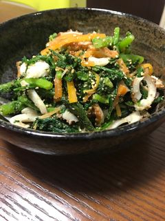 春菊・竹輪・にんじんの胡麻和え-レシピのメイン写真
