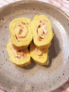 薄切りハムとスライスチーズの出し巻き卵♪-レシピのメイン写真