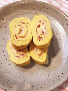 薄切りハムとスライスチーズの出し巻き卵♪-レシピのメイン写真