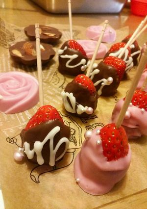 バレンタイン チョコイチゴ♪-レシピのメイン写真