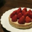 いちごと甘酒くりーむのたると