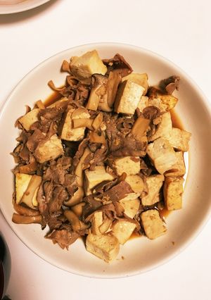 【簡単】きのこ、豚肉と豆腐の麺つゆ炒め-レシピのメイン写真