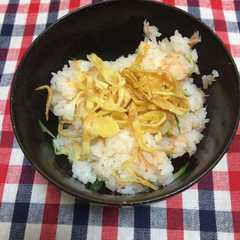 余った鮭で混ぜご飯-レシピのメイン写真