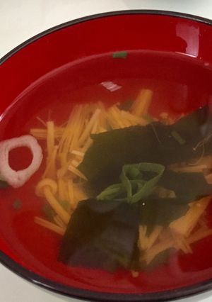 顆粒だしで簡単！えのきとわかめのお吸物-レシピのメイン写真