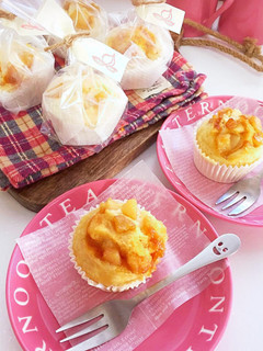 桃キャラメルの蒸しケーキ-レシピのメイン写真