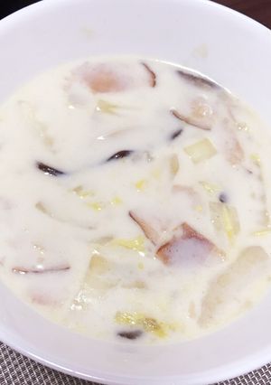 白菜とベーコンのミルクスープ-レシピのメイン写真