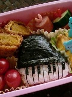 簡単★ピアノのデコおにぎり-レシピのメイン写真