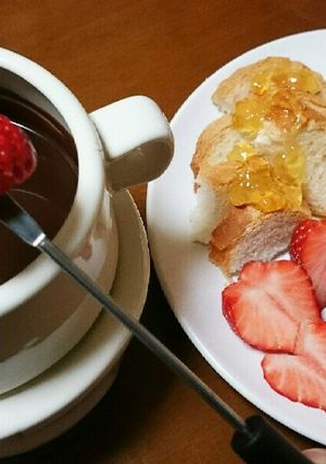 バレンタイン♥子供とチョコフォンデュ-レシピのメイン写真