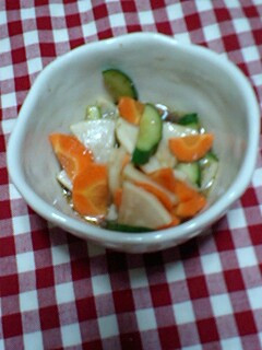 色んな野菜でピリ辛漬物-レシピのメイン写真