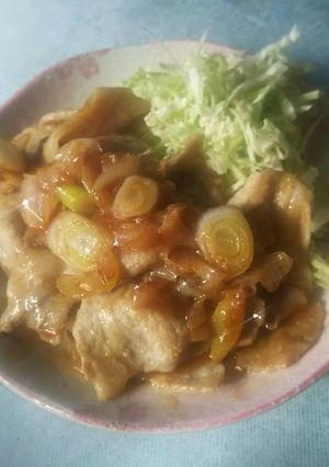 焼肉のたれと生姜チューブと味噌の生姜焼き-レシピのメイン写真